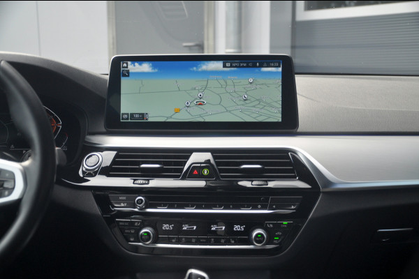 BMW 5 Serie Touring 518d High Executive Edition Automaat | M-Sport | Panoramadak | Comfortstoelen
