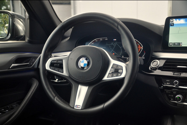 BMW 5 Serie Touring 518d High Executive Edition Automaat | M-Sport | Panoramadak | Comfortstoelen