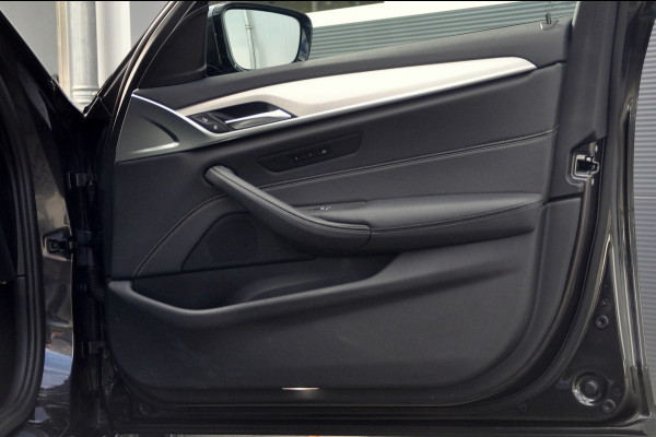 BMW 5 Serie Touring 518d High Executive Edition Automaat | M-Sport | Panoramadak | Comfortstoelen