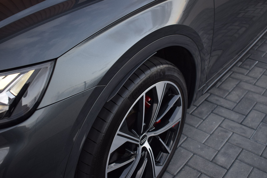 Audi Q5 Sportback 50 TFSI e S-line Competition | Luchtvering | Pano | 360 Camera | 21"