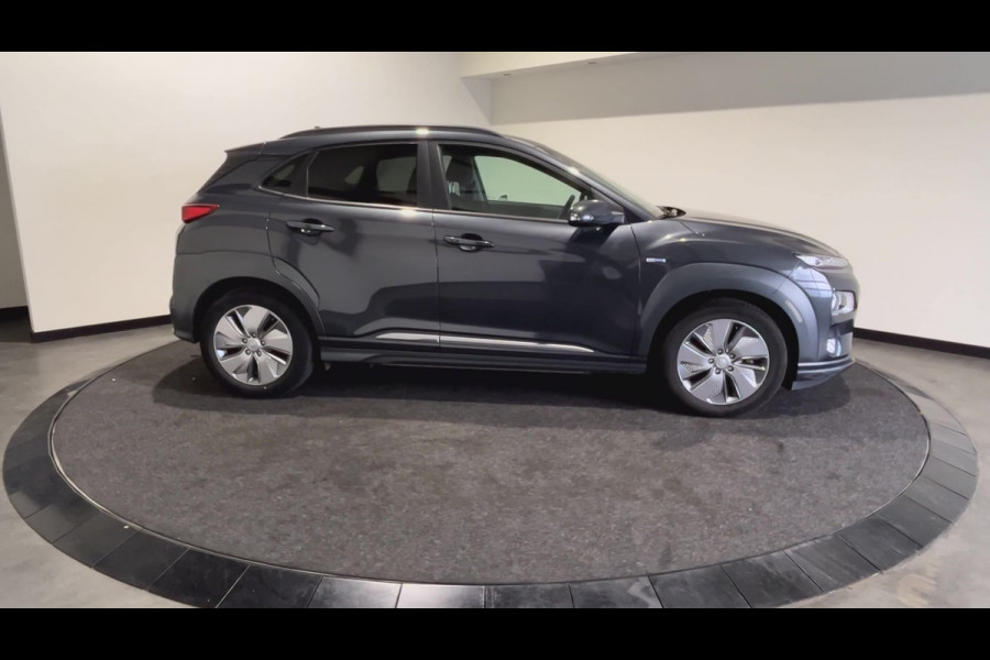 Hyundai Kona EV Fashion 64 kWh | Trekhaak | 1ste eigenaar | dealeronderhouden | Warmtepomp