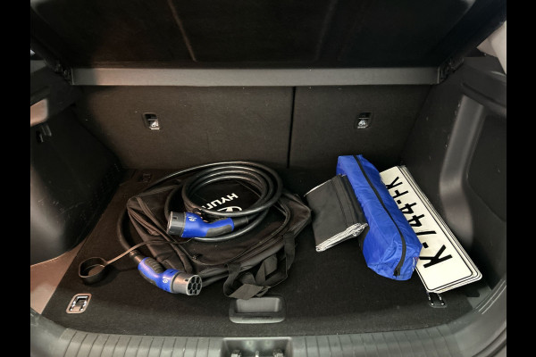 Hyundai Kona EV Fashion 64 kWh | Trekhaak | 1ste eigenaar | dealeronderhouden | Warmtepomp
