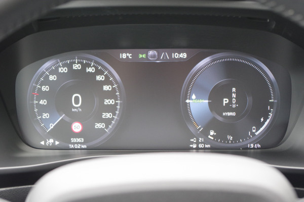 Volvo XC40 1.5 T5 Recharge Inscription Expression 263 PK PHEV, Harman/Kardon Sound, Keyless, LED, Carplay
