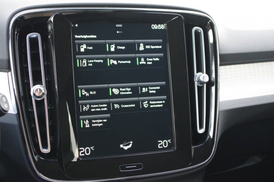 Volvo XC40 1.5 T5 Recharge Inscription Expression 263 PK PHEV, Harman/Kardon Sound, Keyless, LED, Carplay