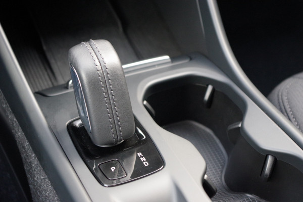 Volvo XC40 1.5 T5 Recharge Inscription Expression 263 PK PHEV, Harman/Kardon Sound, Keyless, LED, Carplay