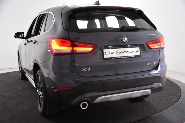 BMW X1 sDrive18i X Line *1ste Eigenaar*Leer*Standkachel*HUD*