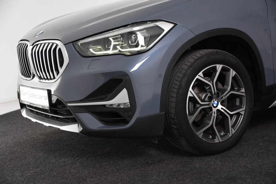 BMW X1 sDrive18i X Line *1ste Eigenaar*Leer*Standkachel*HUD*