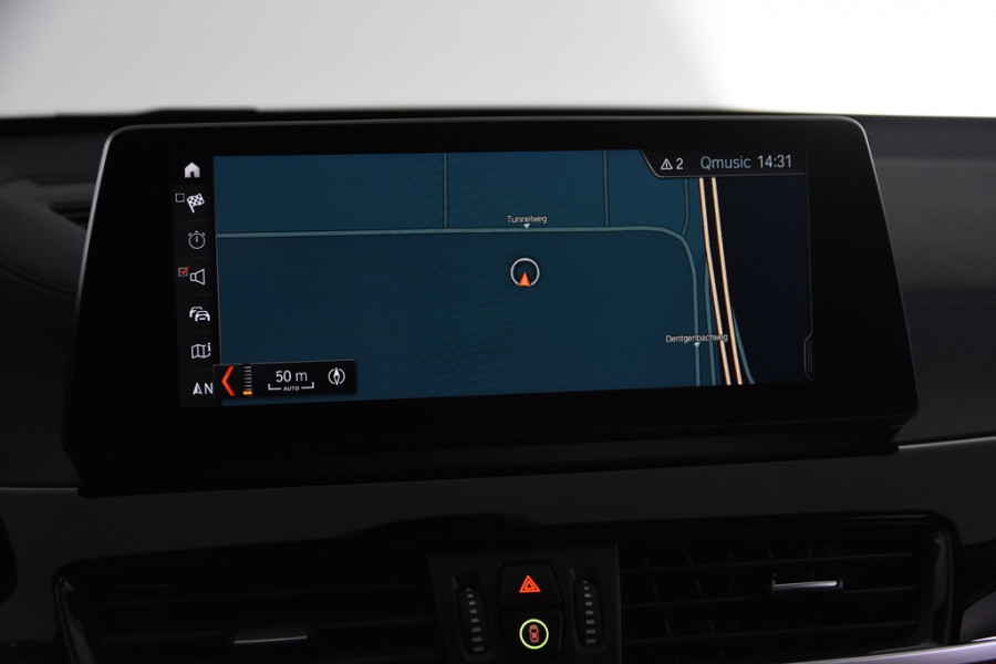 BMW X1 sDrive18i X Line *1ste Eigenaar*Leer*Standkachel*HUD*