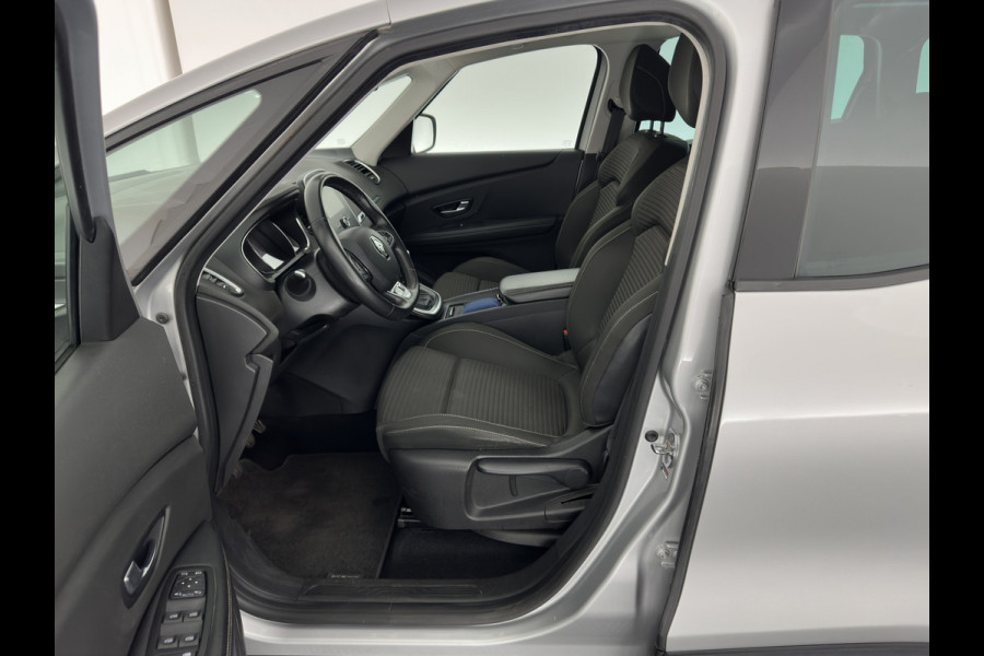 Renault Grand Scénic 1.3 TCe Business Zen [ 7-Pers. ] (INCL-BTW) *NAVI-FULLMAP | COMFORT-SEATS | DIGI-COCKPIT | ECC | PDC | CRUISE | PRIVACY-GLASS | DAB | CARPLAY*