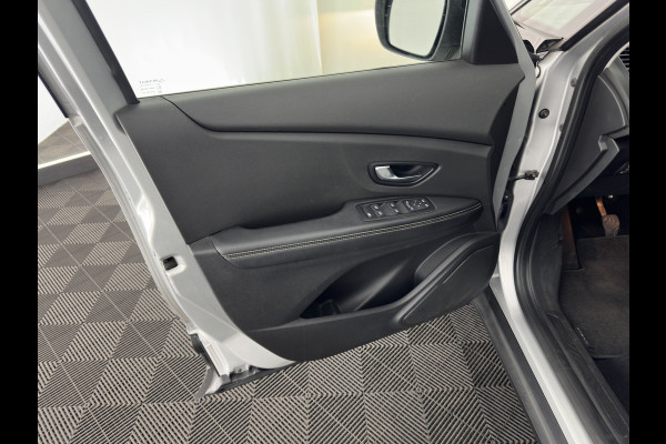 Renault Grand Scénic 1.3 TCe Business Zen [ 7-Pers. ] (INCL-BTW) *NAVI-FULLMAP | COMFORT-SEATS | DIGI-COCKPIT | ECC | PDC | CRUISE | PRIVACY-GLASS | DAB | CARPLAY*