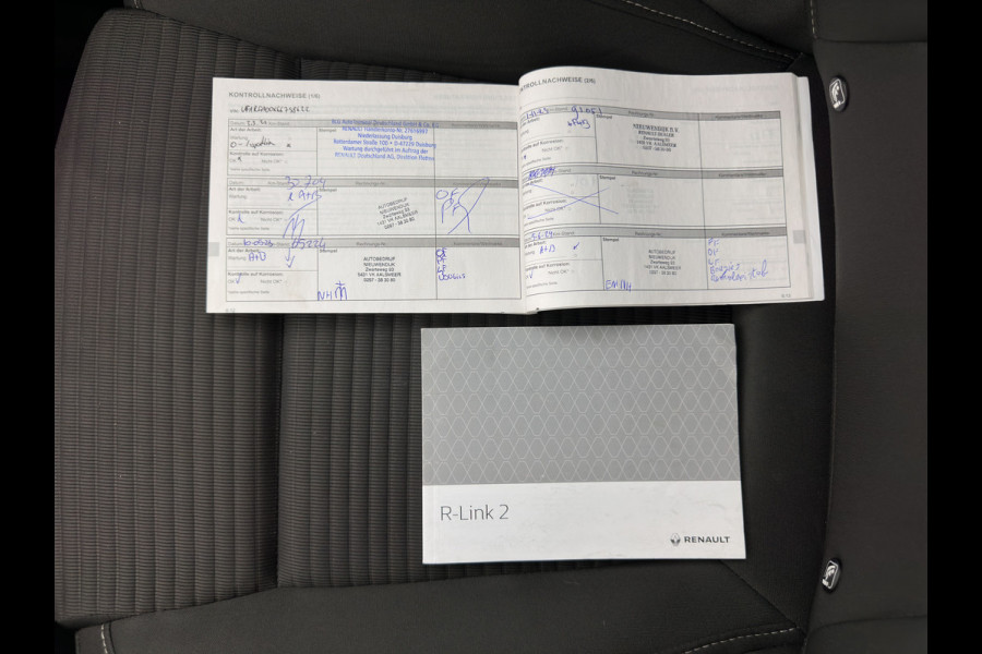 Renault Grand Scénic 1.3 TCe Business Zen [ 7-Pers. ] (INCL-BTW) *NAVI-FULLMAP | COMFORT-SEATS | DIGI-COCKPIT | ECC | PDC | CRUISE | PRIVACY-GLASS | DAB | CARPLAY*