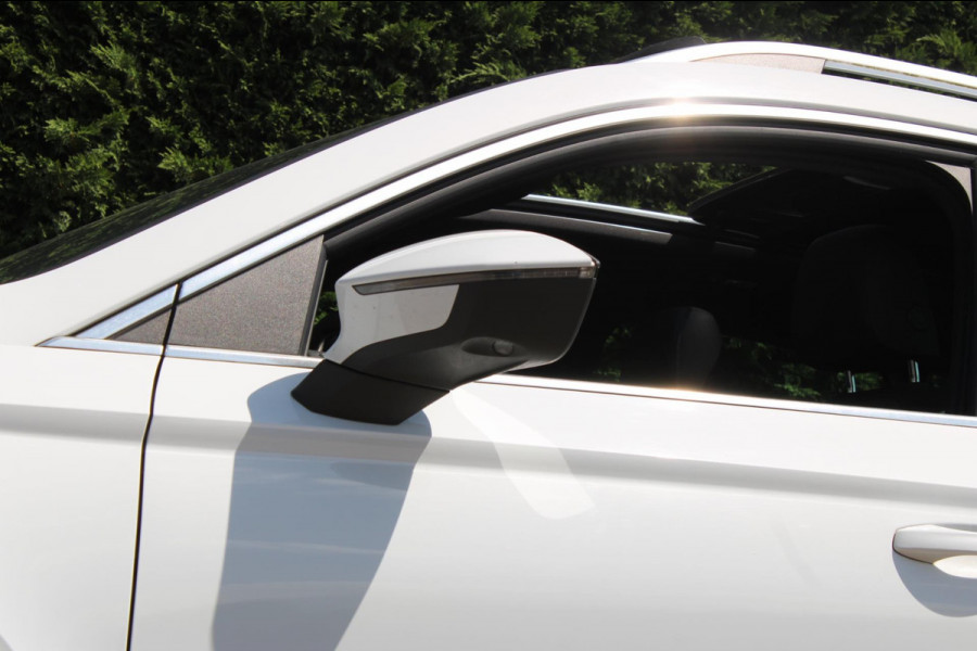 Seat Ateca 1.4 EcoTSI FR BusinessIntense Automaat Panodak Trekhaak