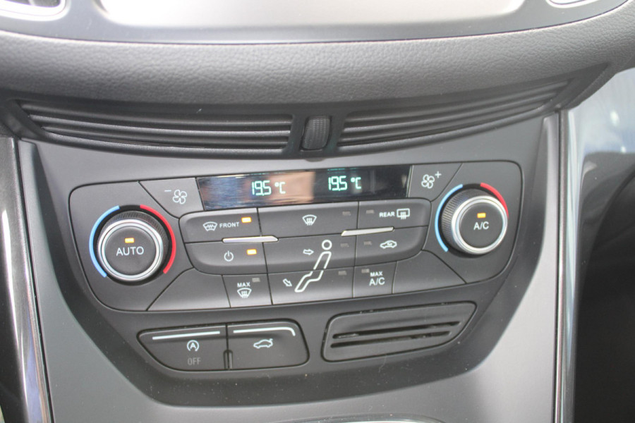 Ford C-MAX 1.0 EcoBoost 125 PK Titanium | Electrische achterklep | Voorruitverwarming | Climate Control | Navigatie | PDC Achter | Cruise Control | Panoramadak