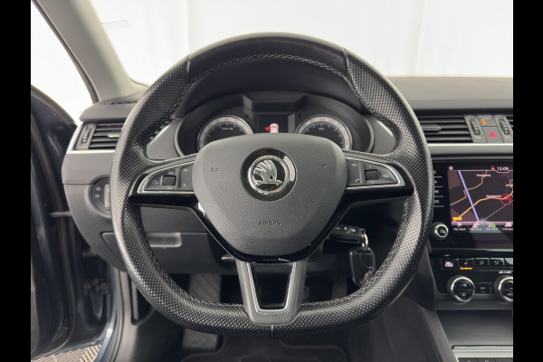 Škoda Octavia 1.6 TDI Greentech Ambition Business *LEATHER-FABRIC | NAVI-FULLMAP | HEATED-COMFORTSEATS | ECC | TOWBAR | PRIVACY-GLASS | PARKPILOT | CRUISE | 16''ALU *