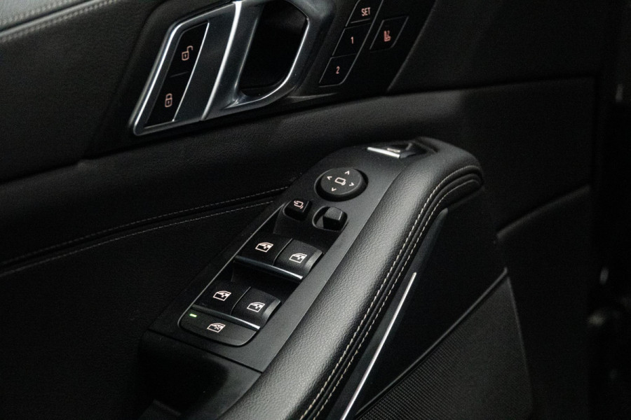 BMW X5 xDrive45e High Executive *M-Sport / Luchtvering / Panorama / HUD / Laserverlichting / Keyless / Comfort-Stoelen*