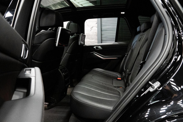 BMW X5 xDrive45e High Executive *M-Sport / Luchtvering / Panorama / HUD / Laserverlichting / Keyless / Comfort-Stoelen*