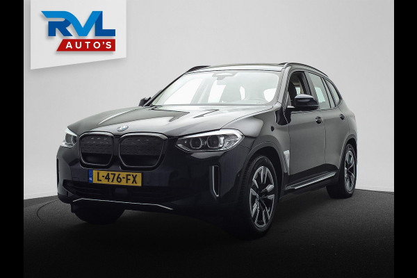 BMW iX3 Executive 80 kWh Trekhaak Pano/dak Leder Apple/Carplay BMW iX3 Executive 80 kWh Trekhaak Pano/dak Leder Apple/Carplay