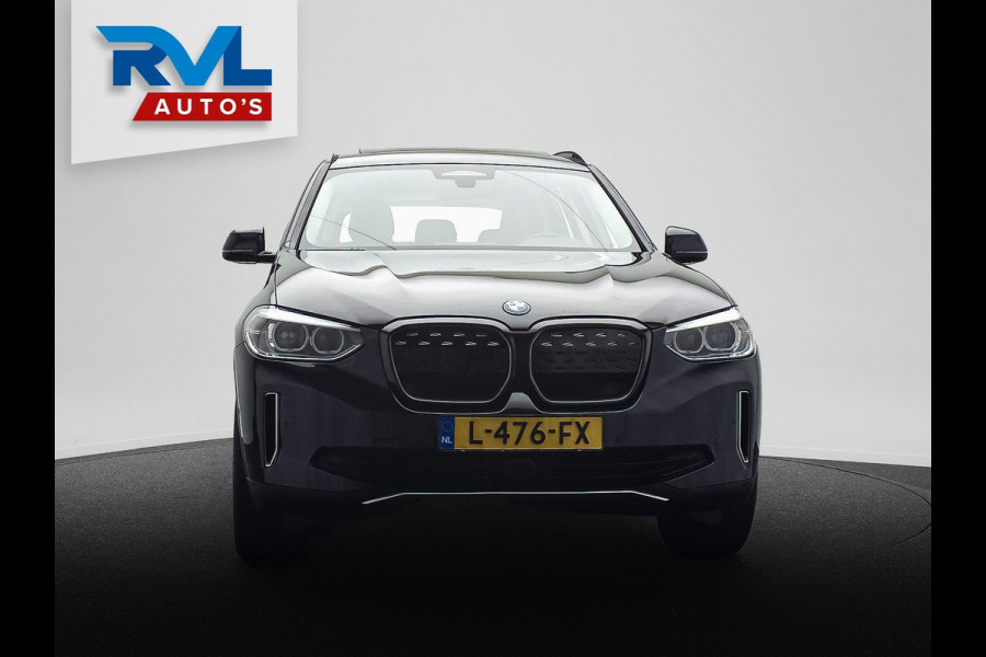 BMW iX3 Executive 80 kWh Trekhaak Pano/dak Leder Apple/Carplay BMW iX3 Executive 80 kWh Trekhaak Pano/dak Leder Apple/Carplay