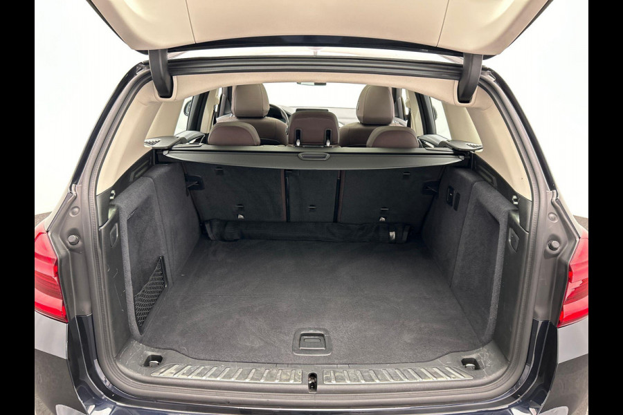 BMW iX3 Executive 80 kWh Trekhaak Pano/dak Leder Apple/Carplay BMW iX3 Executive 80 kWh Trekhaak Pano/dak Leder Apple/Carplay