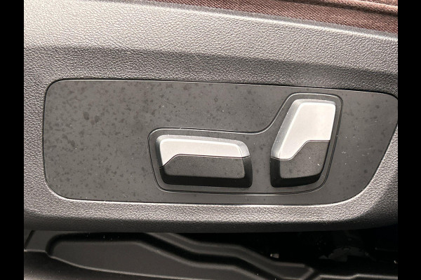 BMW iX3 Executive 80 kWh Trekhaak Pano/dak Leder Apple/Carplay BMW iX3 Executive 80 kWh Trekhaak Pano/dak Leder Apple/Carplay