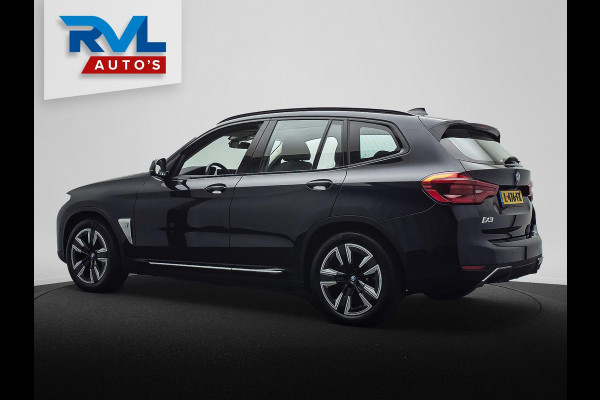 BMW iX3 Executive 80 kWh Trekhaak Pano/dak Leder Apple/Carplay BMW iX3 Executive 80 kWh Trekhaak Pano/dak Leder Apple/Carplay