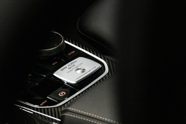 Alpina B4 GT Gran Coupe *Nr. 50 / Brewster Green / Schuif-/kanteldak / Harman Kardon / Standverwarming / Keyless / HUD / Surround-View*
