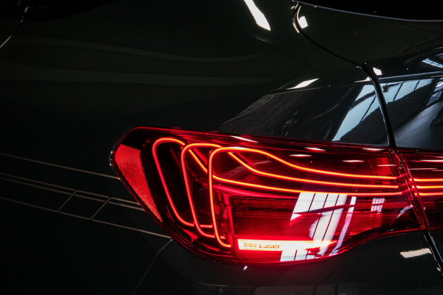 Alpina B4 GT Gran Coupe *Nr. 50 / Brewster Green / Schuif-/kanteldak / Harman Kardon / Standverwarming / Keyless / HUD / Surround-View*