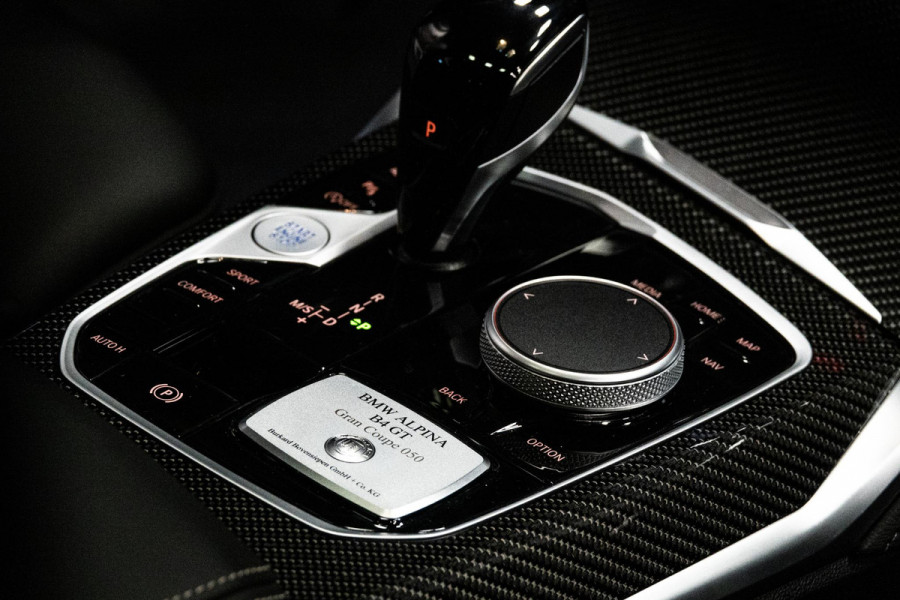 Alpina B4 GT Gran Coupe *Nr. 50 / Brewster Green / Schuif-/kanteldak / Harman Kardon / Standverwarming / Keyless / HUD / Surround-View*