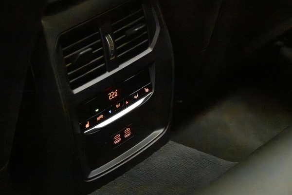 Alpina B4 GT Gran Coupe *Nr. 50 / Brewster Green / Schuif-/kanteldak / Harman Kardon / Standverwarming / Keyless / HUD / Surround-View*