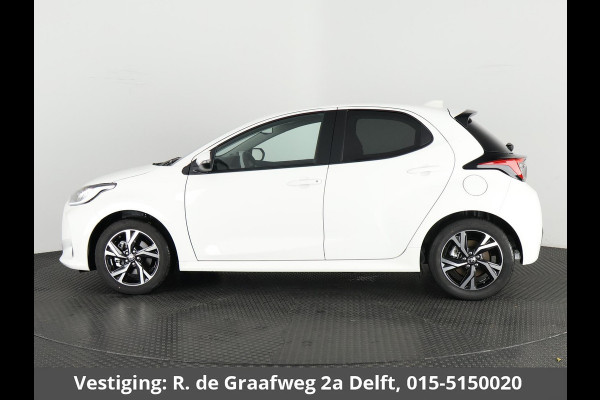 Toyota Yaris 1.5 Hybrid Dynamic Luxury | DEMO | Stuur- & Stoelverwarming | Camera | Apple Carplay & Android auto |