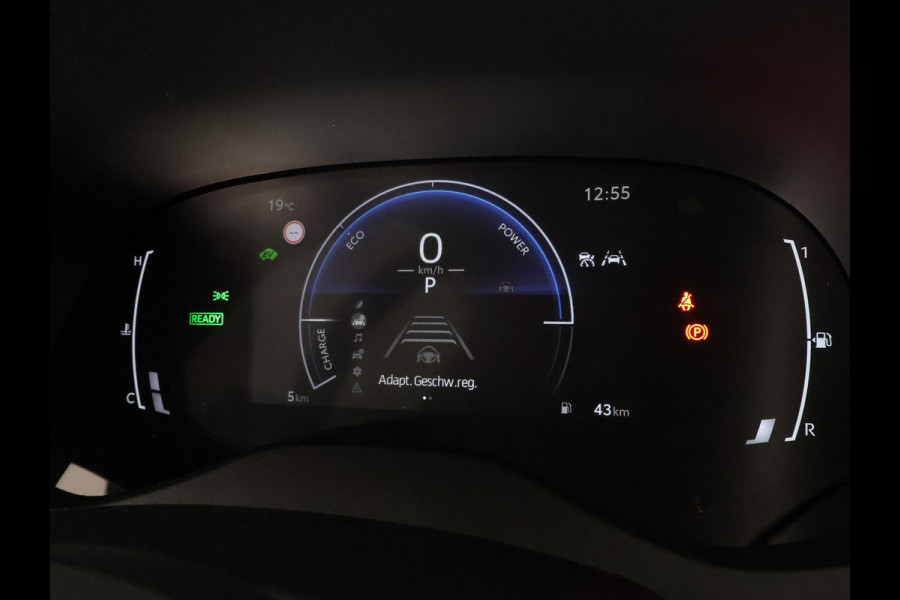 Toyota Yaris 1.5 Hybrid Dynamic Luxury | DEMO | Stuur- & Stoelverwarming | Camera | Apple Carplay & Android auto |