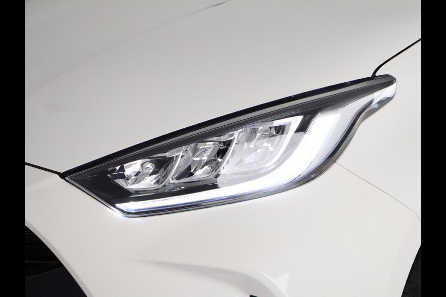 Toyota Yaris 1.5 Hybrid Dynamic Luxury | DEMO | Stuur- & Stoelverwarming | Camera | Apple Carplay & Android auto |