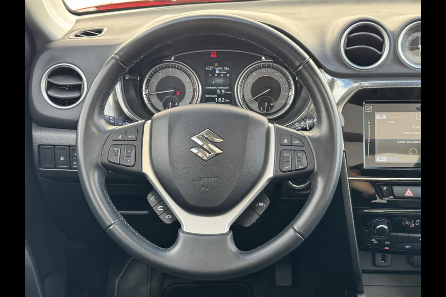 Suzuki Vitara 1.4 Boosterjet Style Smart Hybrid AllGrip Adaptive cruise Climate control Panoramadak Apple / Android Navigatie Suzuki Vitara 1.4 Boosterjet Style Smart Hybrid AllGrip Adaptive cruise Climate control Panoramadak Apple / Android Navigatie