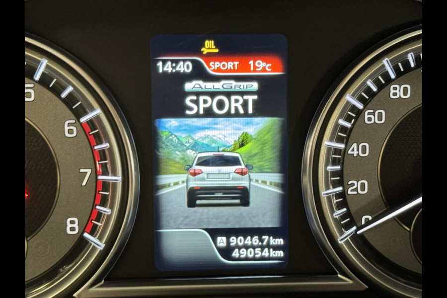 Suzuki Vitara 1.4 Boosterjet Style Smart Hybrid AllGrip Adaptive cruise Climate control Panoramadak Apple / Android Navigatie Suzuki Vitara 1.4 Boosterjet Style Smart Hybrid AllGrip Adaptive cruise Climate control Panoramadak Apple / Android Navigatie