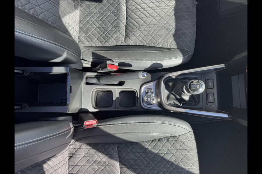 Suzuki Vitara 1.4 Boosterjet Style Smart Hybrid AllGrip Adaptive cruise Climate control Panoramadak Apple / Android Navigatie Suzuki Vitara 1.4 Boosterjet Style Smart Hybrid AllGrip Adaptive cruise Climate control Panoramadak Apple / Android Navigatie
