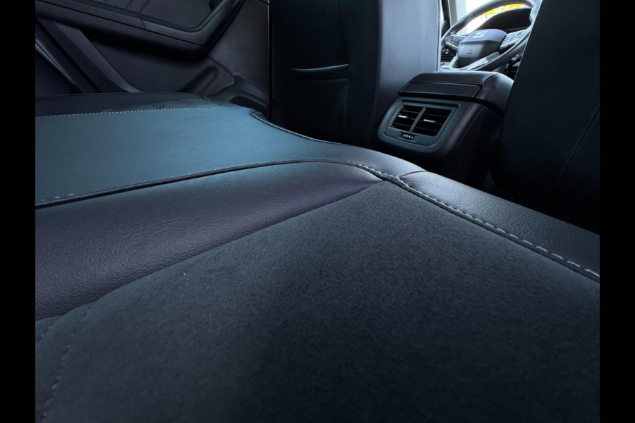 Seat Ateca 1.5 TSI Style Business Intense AUTOMAAT / TREKHAAK / CAMERA / MEMORY STOELEN / LED / 4-SEIZOENENBANDEN / VIRTUAL COCKP
