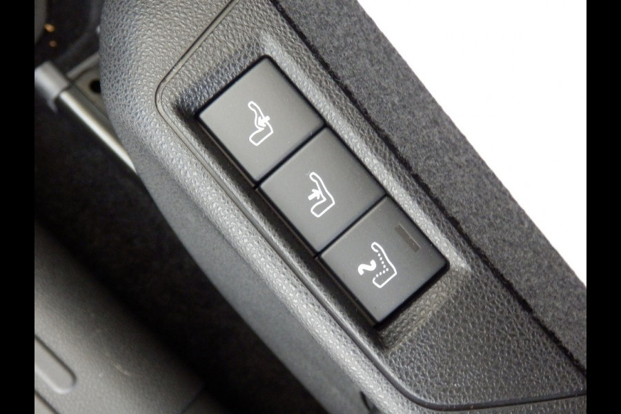 Fiat 600 100pk Hybride | La Prima | Automaat | Massagestoel |