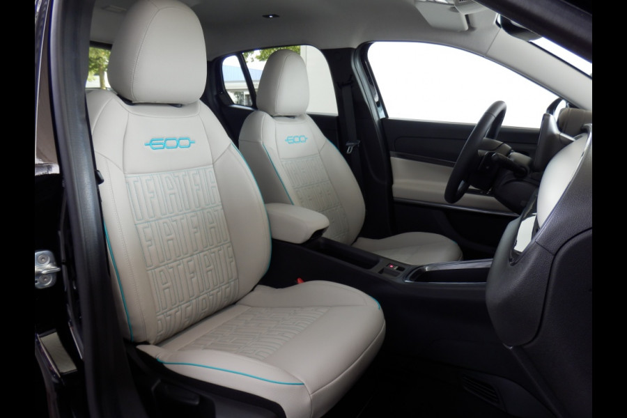 Fiat 600 100pk Hybride | La Prima | Automaat | Massagestoel |