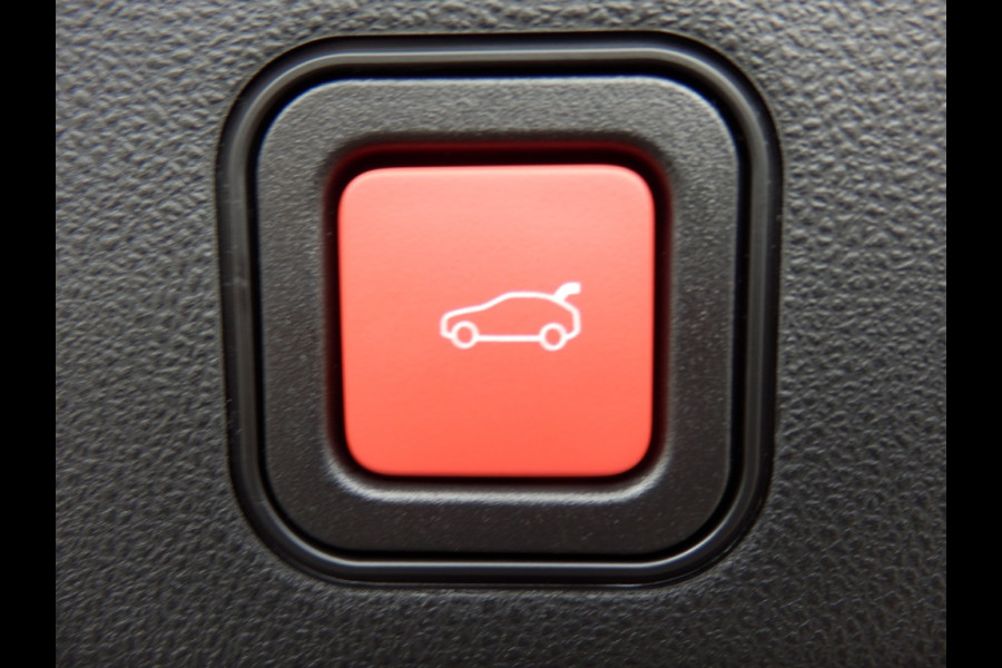 Fiat 600 100pk Hybride | La Prima | Automaat | Massagestoel |