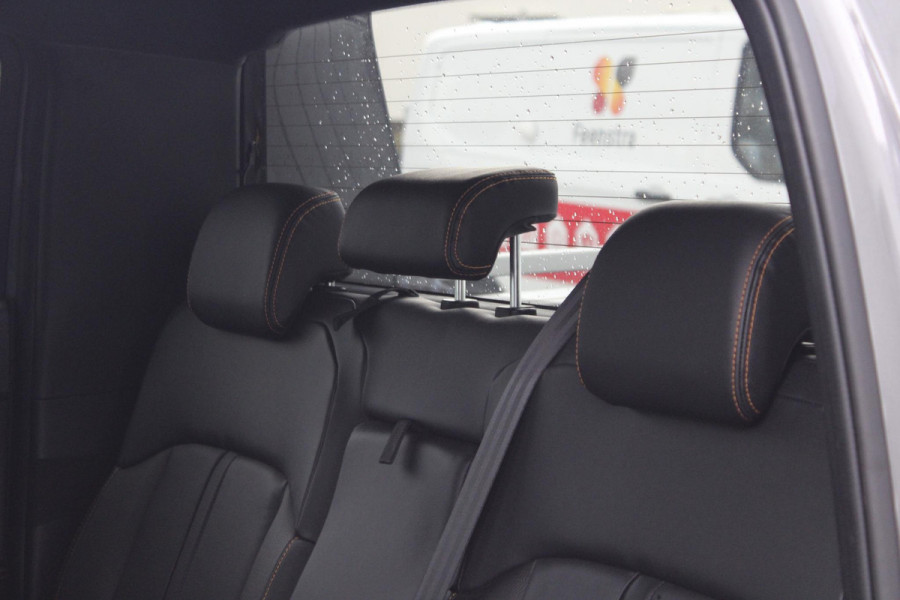 Ford Ranger 2.3 PHEV Wildtrak Double Cab 281pk | 0,99% Rentactie |  ZUID | 5 persoons! | Technology Pack Plus Trailer | Cargo Area Pack | Power Rollertop | Prijs excl. BTW incl. BPM | laadkabel mode 3 16A