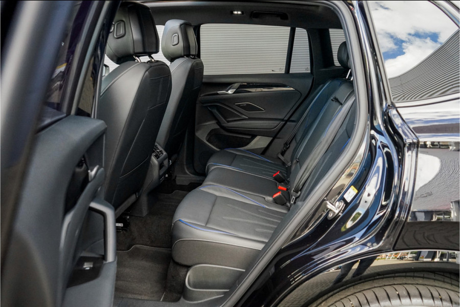 Volkswagen Tiguan 1.5 eHybrid R-Line Pano HUD ACC Trekhaak