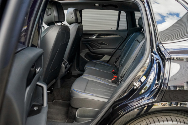 Volkswagen Tiguan 1.5 eHybrid R-Line Pano HUD ACC Trekhaak