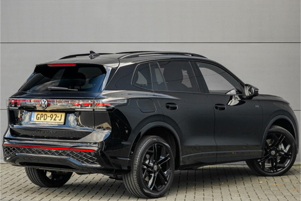 Volkswagen Tiguan 1.5 eHybrid R-Line Pano HUD ACC Trekhaak