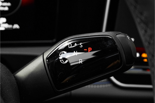 Volkswagen Tiguan 1.5 eHybrid R-Line Pano HUD ACC Trekhaak