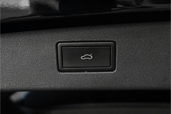 Volkswagen Tiguan 1.5 eHybrid R-Line Pano HUD ACC Trekhaak