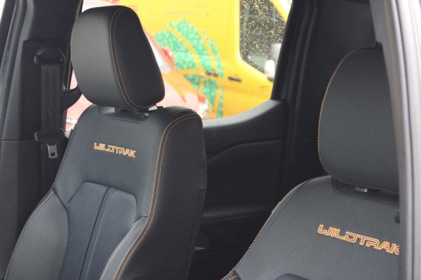 Ford Ranger 2.3 PHEV Wildtrak Double Cab 281pk | 0,99% Rentactie |  ZUID | 5 persoons! | Technology Pack Plus Trailer | Cargo Area Pack | Power Rollertop | Prijs excl. BTW incl. BPM | laadkabel mode 3 16A