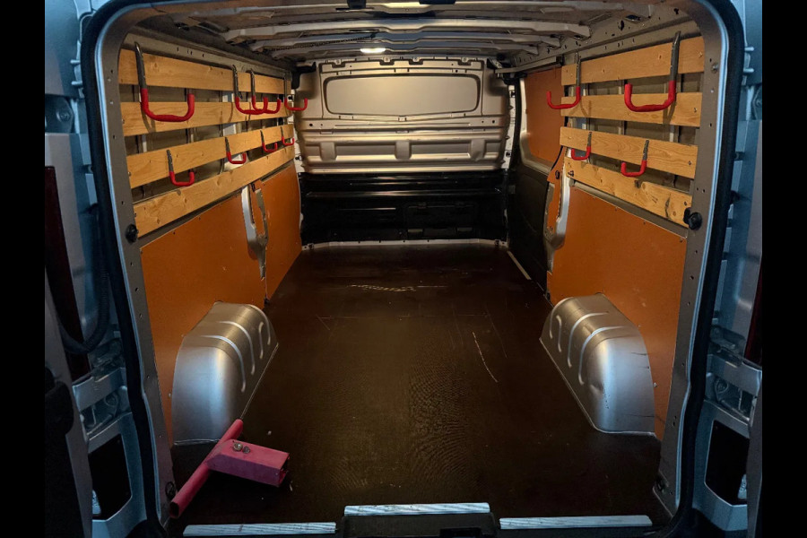 Renault Trafic 2.0 dCi 146PK L2H1 l AIRCO l NAVI l CAMERA l TREKHAAK