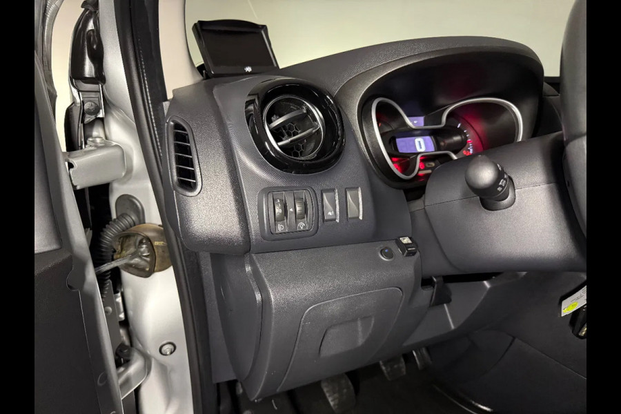 Renault Trafic 2.0 dCi 146PK L2H1 l AIRCO l NAVI l CAMERA l TREKHAAK