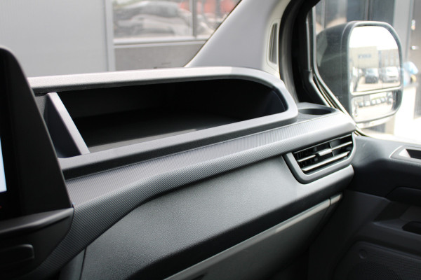 Ford Transit Custom 320 2.0 TDCI L2H1 Trend 136pk - Carplay - Android - LED koplampen - Stoelverwarming - 70l tank - Rijklaar