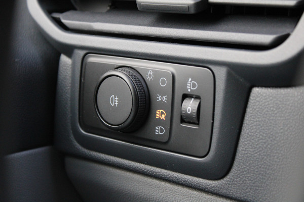 Ford Transit Custom 320 2.0 TDCI L2H1 Trend 150pk - Bijrijdersstoel 1+1 - Carplay - Camera - Android - LED koplampen - Stoelverwarming - 70l tank -